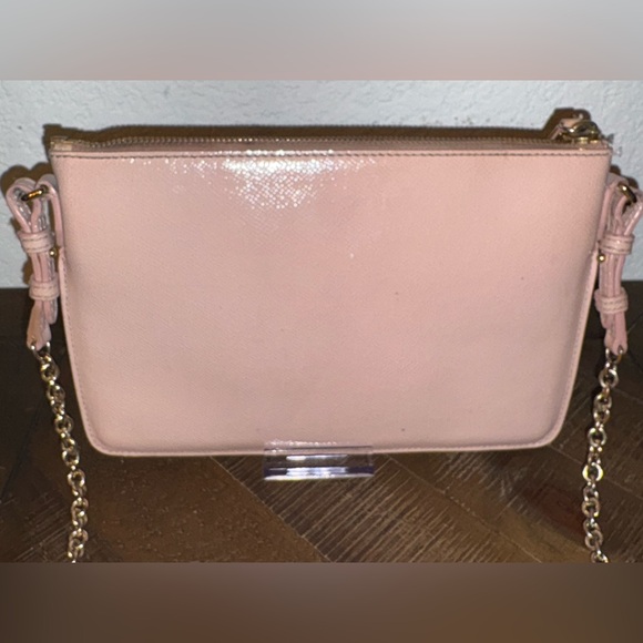 Burberry Pink Crossbody Bag with Gold Chain - Picture 6 of 9